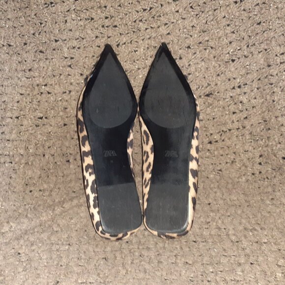 ZARA-RHINESTONE EMBELLISHED ANIMAL PRINT BALLET POINTED FLAT-Sz 39/8.5-Excellent - Picture 8 of 8